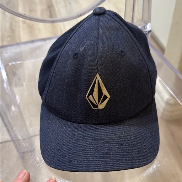 Volcom Dark Blue Flexfit Cap - Picture 1 of 3
